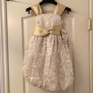 NEW Iris & Ivy Cream and Gold Dress with tags